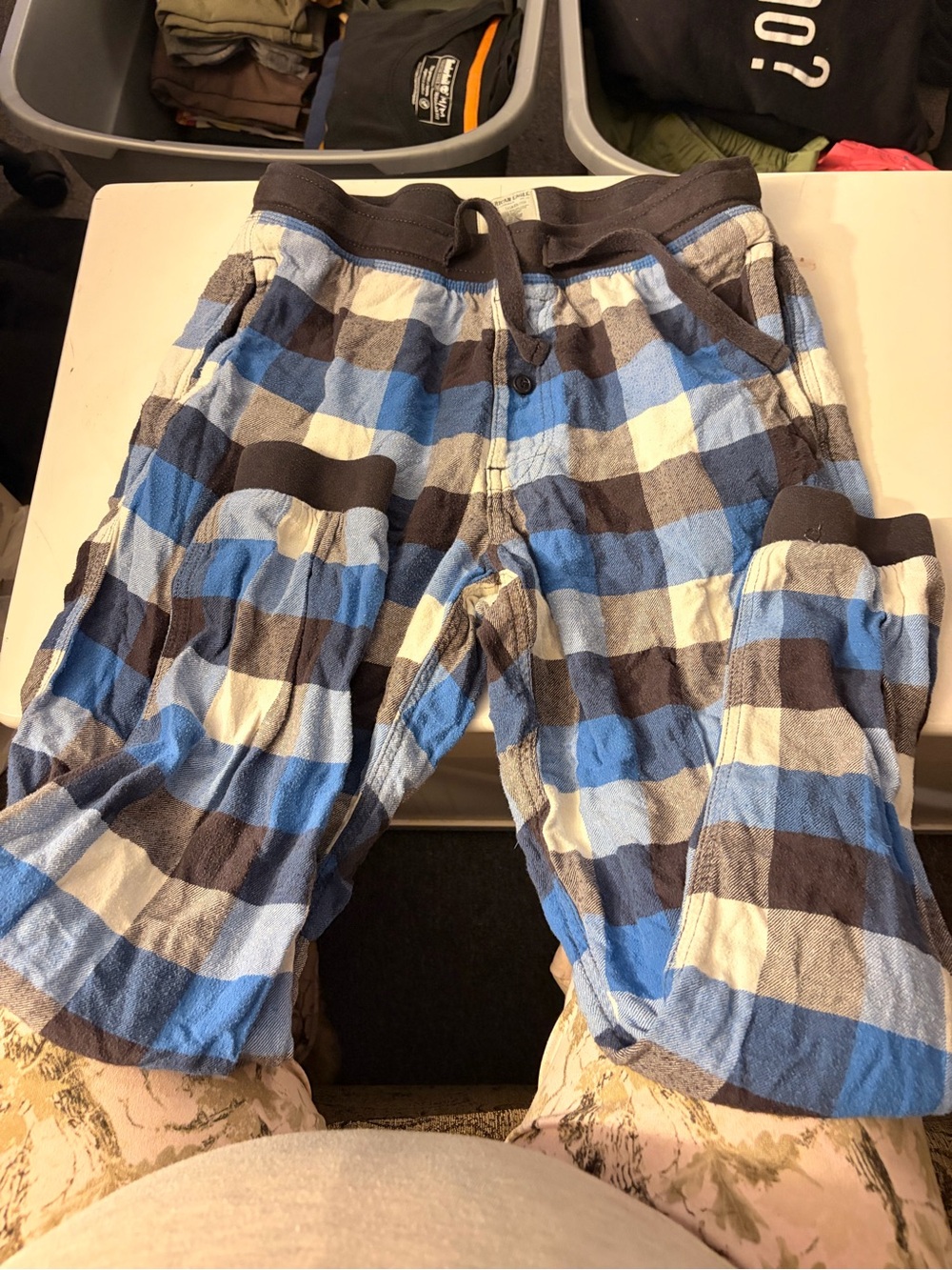 American Eagle Outfitters Blue and Black Plaid Lounge Pants